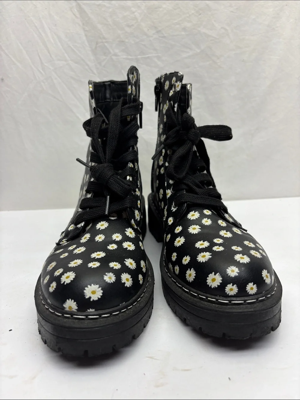Sugar floral boots, SZ 9 M, box 71